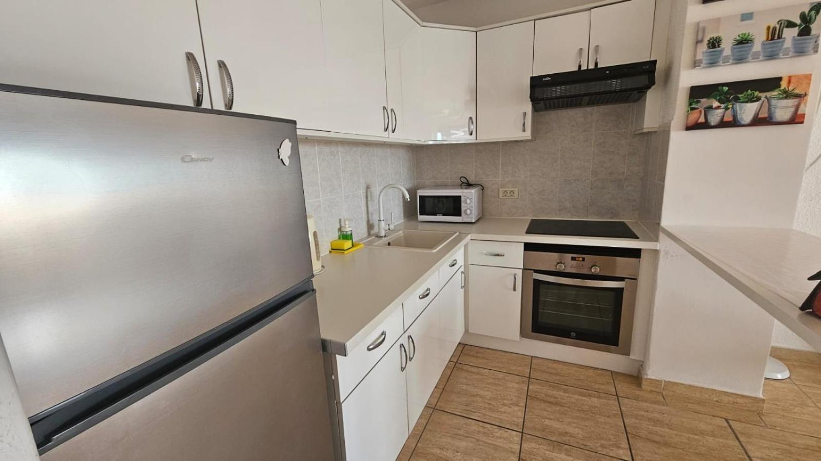 Santiago Beach, Los Cristianos Apartment With Air Conditioning Экстерьер фото