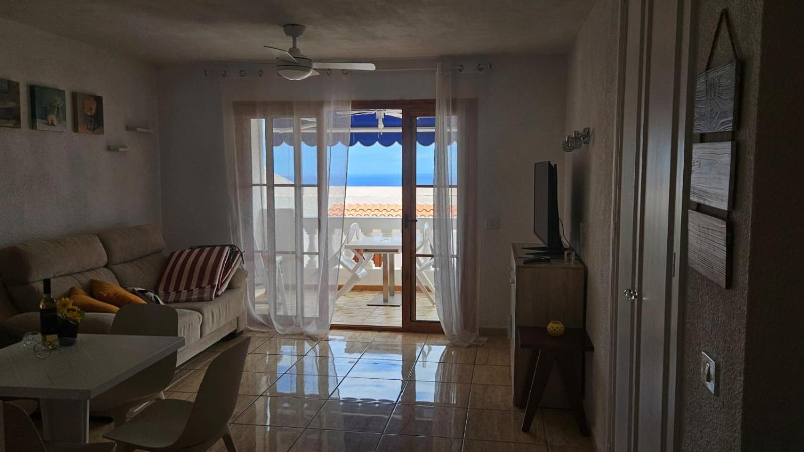 Santiago Beach, Los Cristianos Apartment With Air Conditioning Экстерьер фото